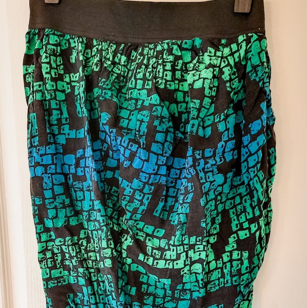 Mossimo blue green animal print skirt medium,tulip